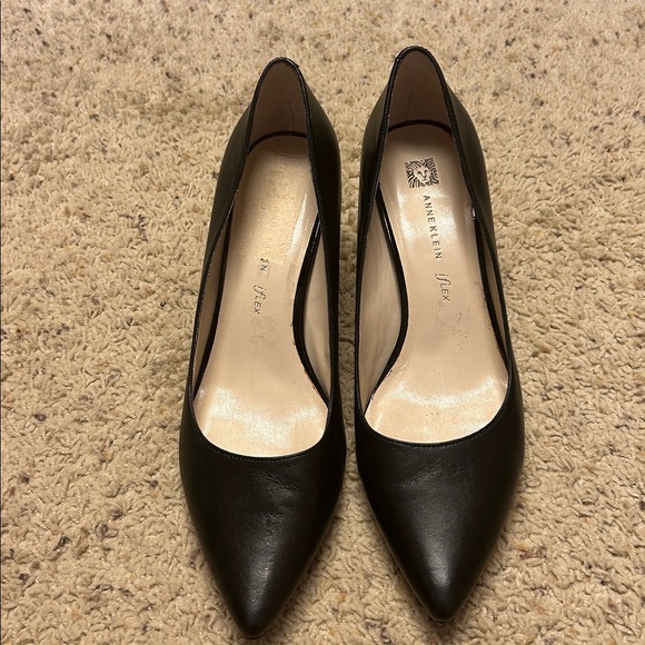 Anne Klein Black Pointed Toe Heels - Picture 2 of 4